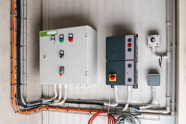 A photo of installed solar power controller and invertor